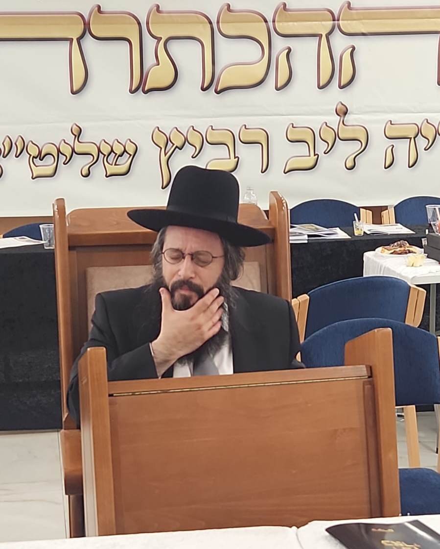 באדיבות המצלם