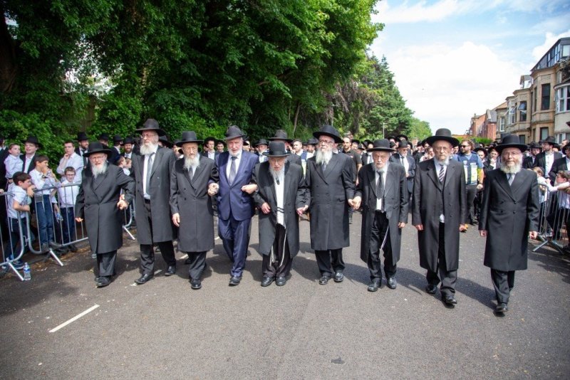 באדיבות המצלם
