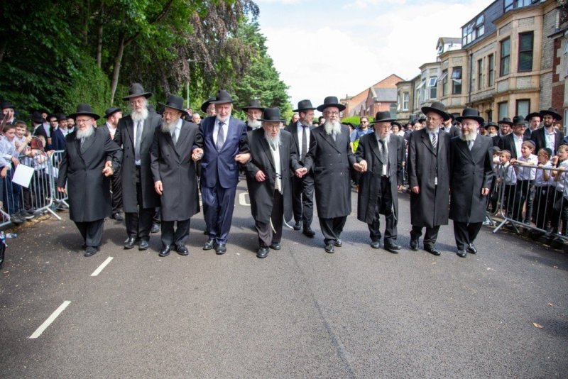 באדיבות המצלם