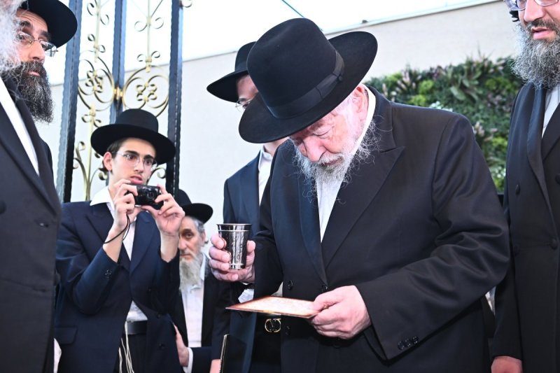 שוקי לרר