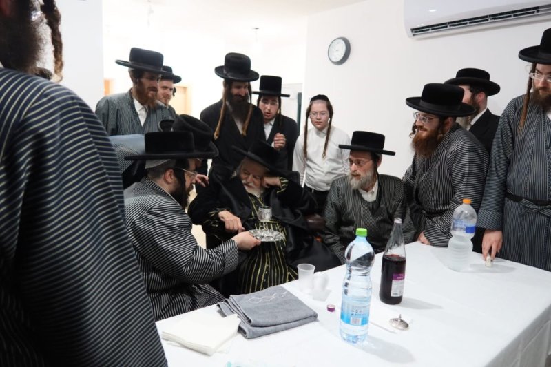באדיבות המצלם