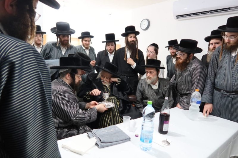 באדיבות המצלם
