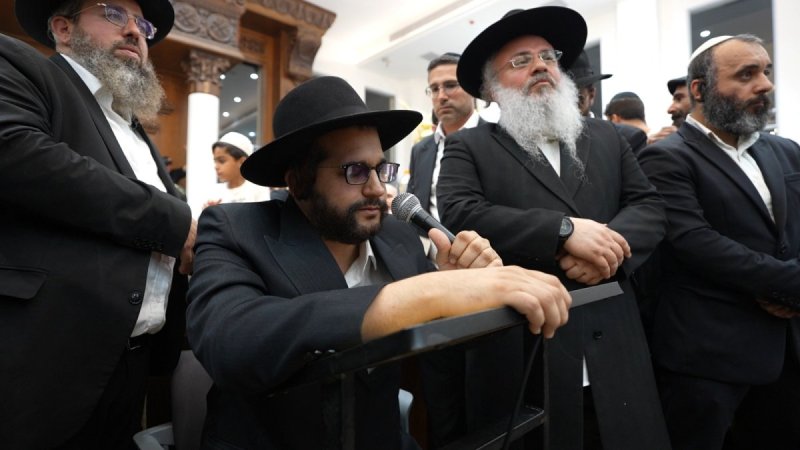 באדיבות המצלם