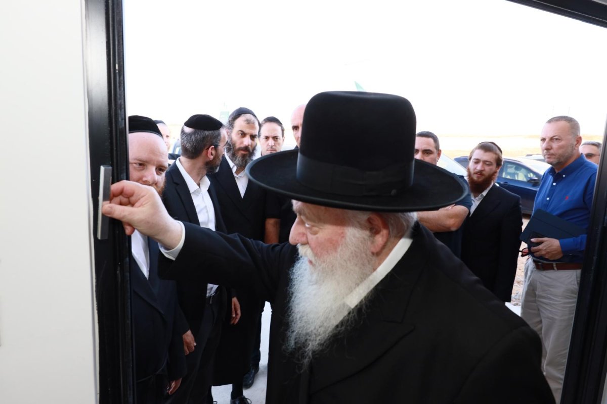 באדיבות המצלם