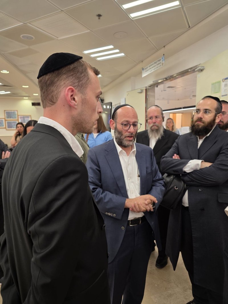 באדיבות המצלם