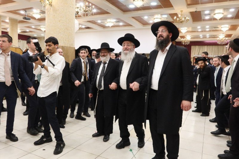 א. שטול