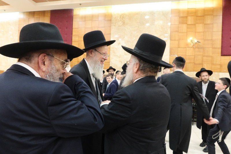 א. שטול