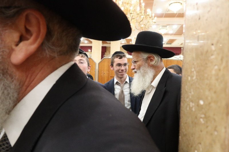 א. שטול