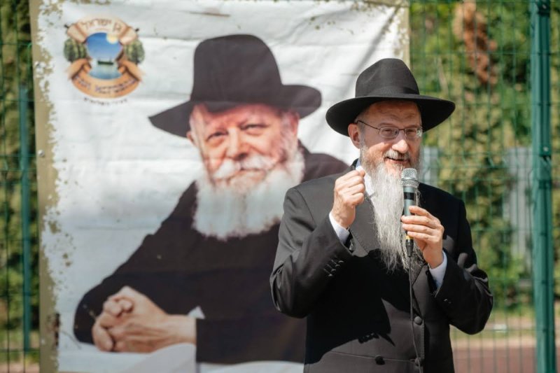 לוי נאזרוב