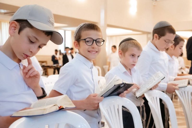 לוי נאזרוב