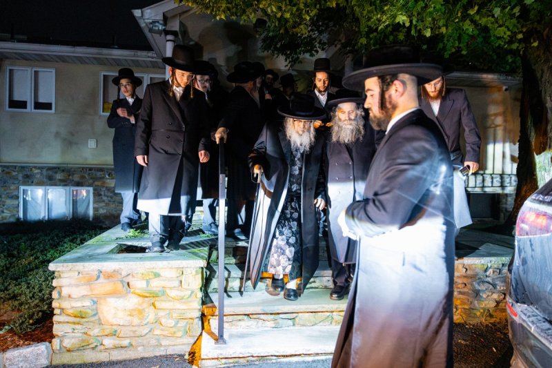 באדיבות המצלם