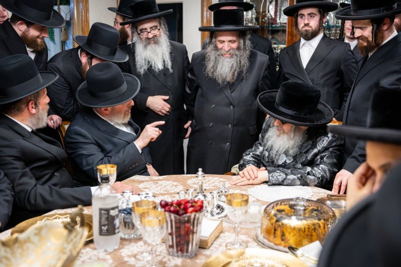 באדיבות המצלם