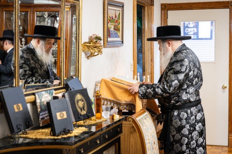 באדיבות המצלם