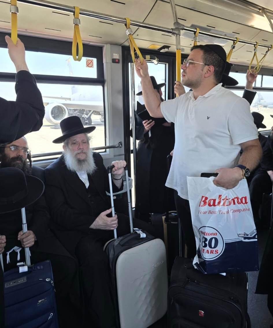 באדיבות המצלם