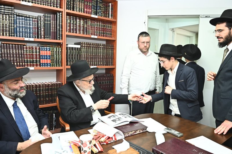 שוקי לרר