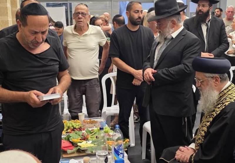 באדיבות המצלם