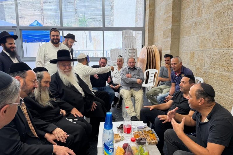 באדיבות המצלם