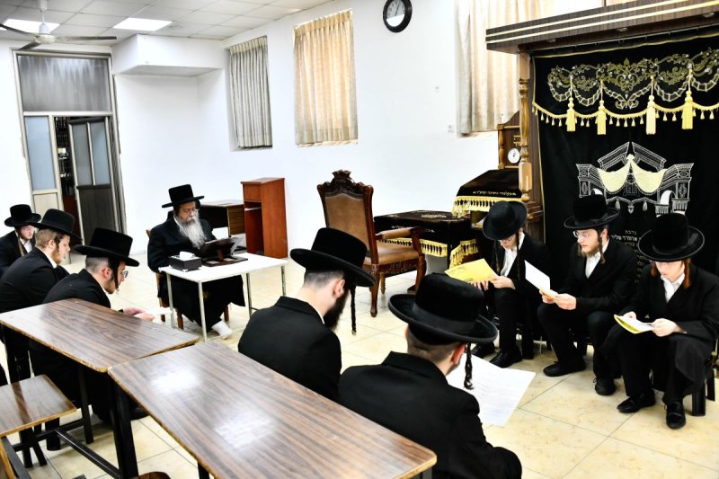 שוקי לרר