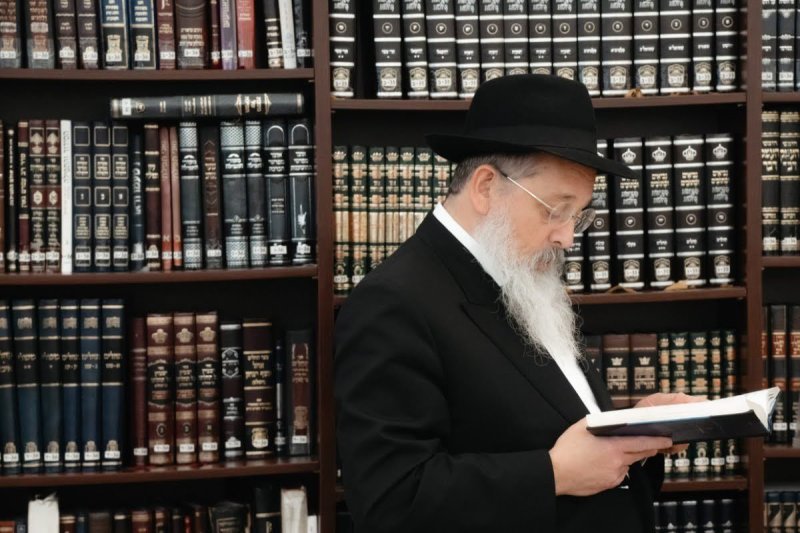 לוי נאזרוב