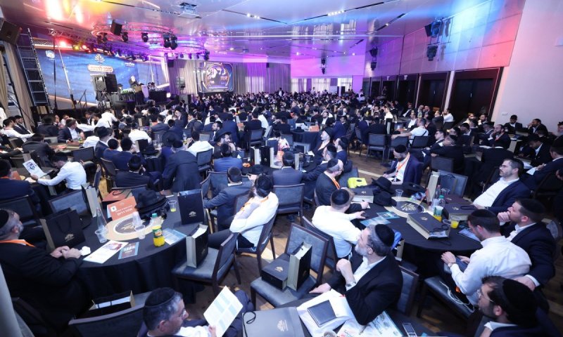 בראשות ראשי הישיבות: אלף חונכים התכנסו לוועידה שנתית