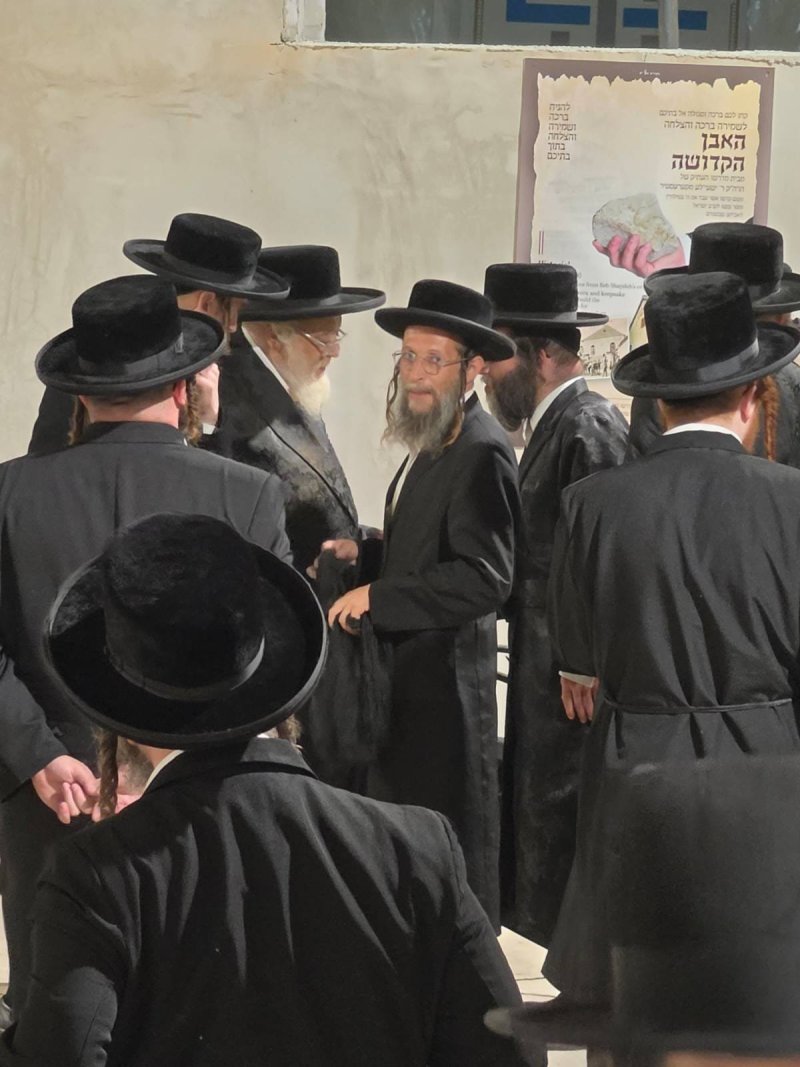 באדיבות המצלם