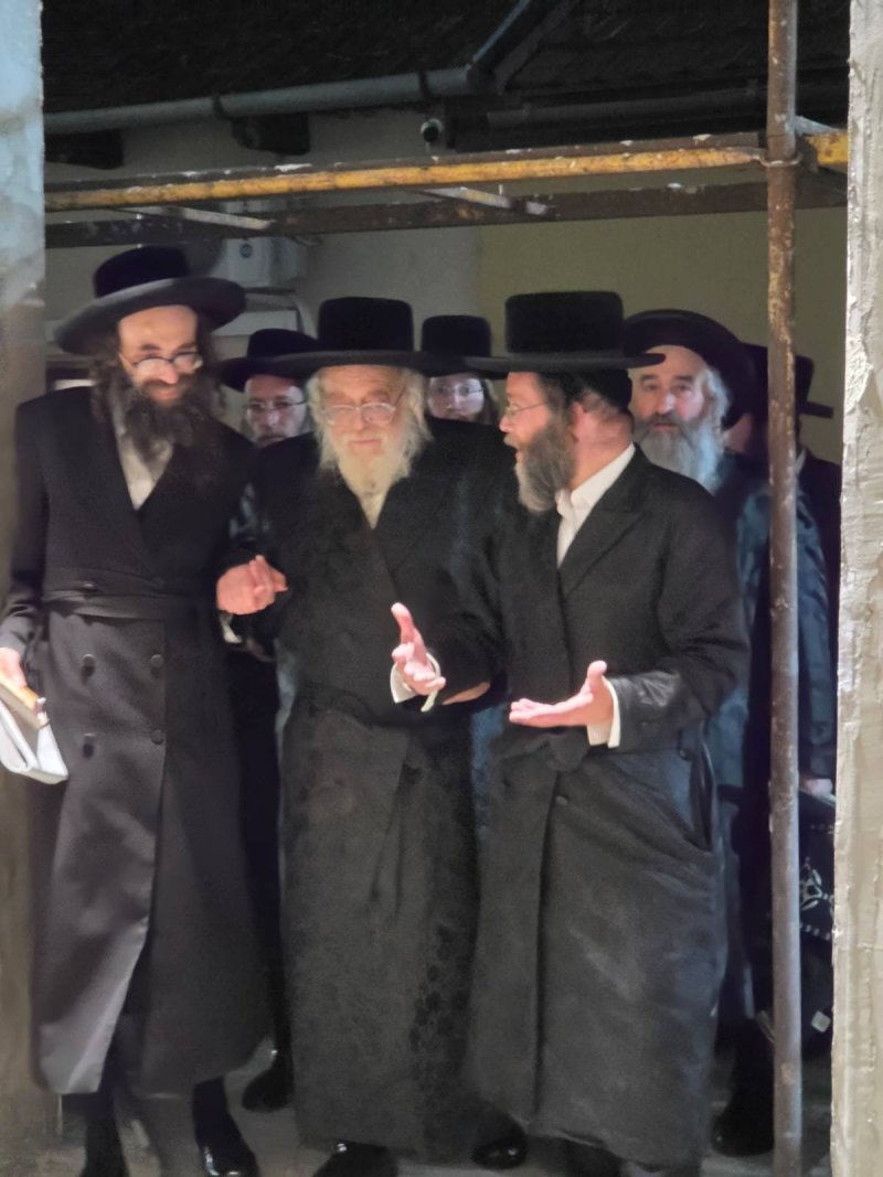 באדיבות המצלם
