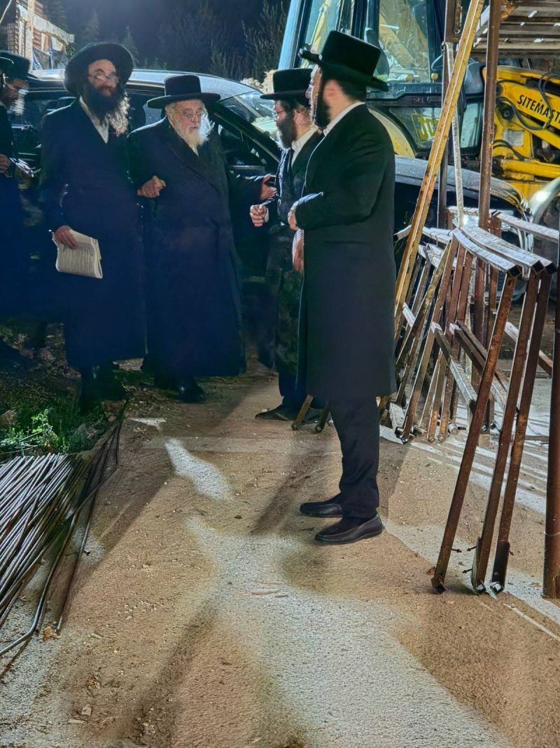 באדיבות המצלם