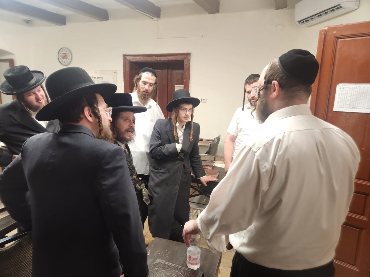 באדיבות המצלם