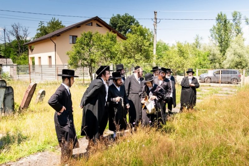 באדיבות המצלם