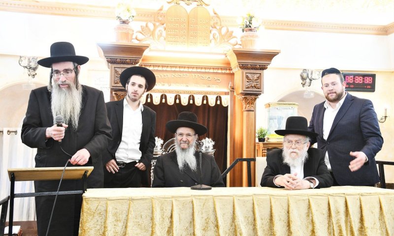 בנו של פוסק הדור עלה לציון; וכינוס התעוררות ב'תפארת בחורים'