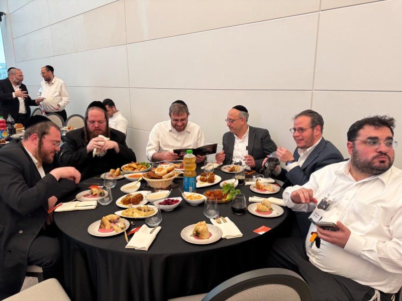 אשר רוט