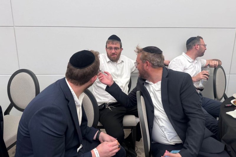 אשר רוט