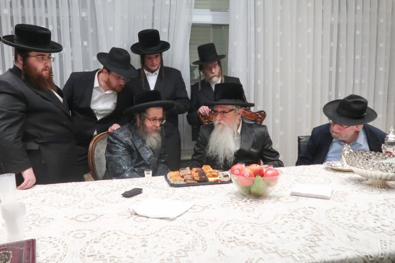 משה קאהן ומ.א. נוימן