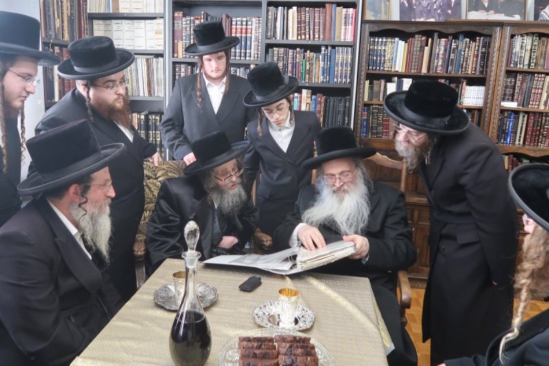 משה קאהן ומ.א. נוימן