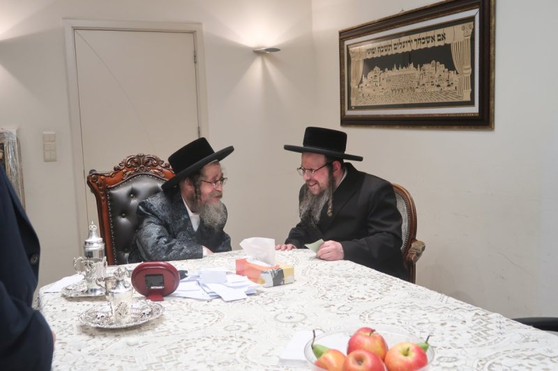 משה קאהן ומ.א. נוימן
