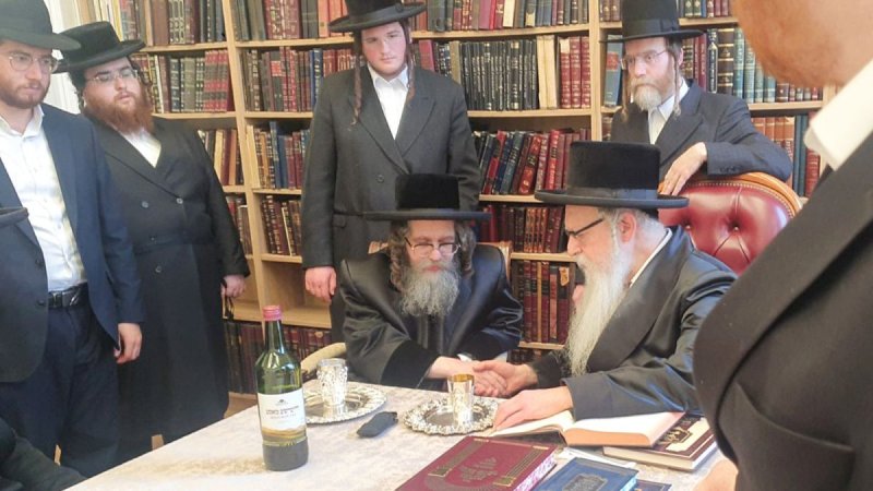 משה קאהן ומ.א. נוימן