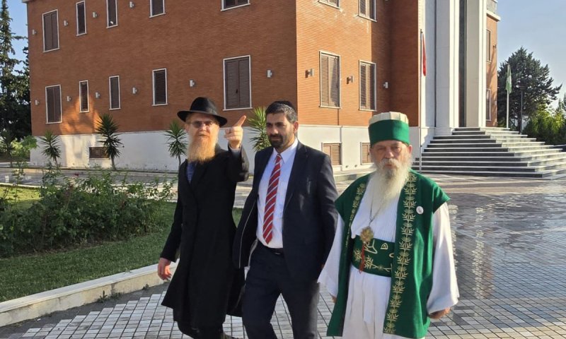 הרב הראשי של אלבניה וחבר כנסת, נפגשו עם המנהיג המוסלמי אוהד ישראל