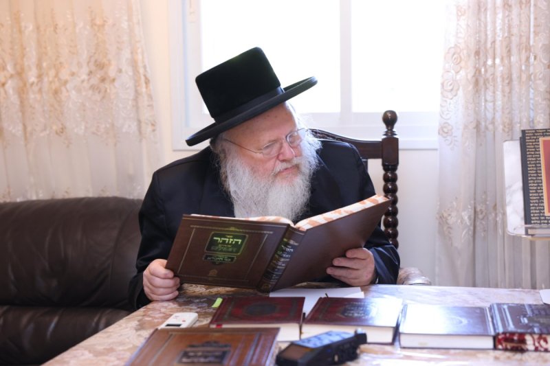 לוי עמית