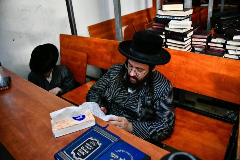 שוקי לרר