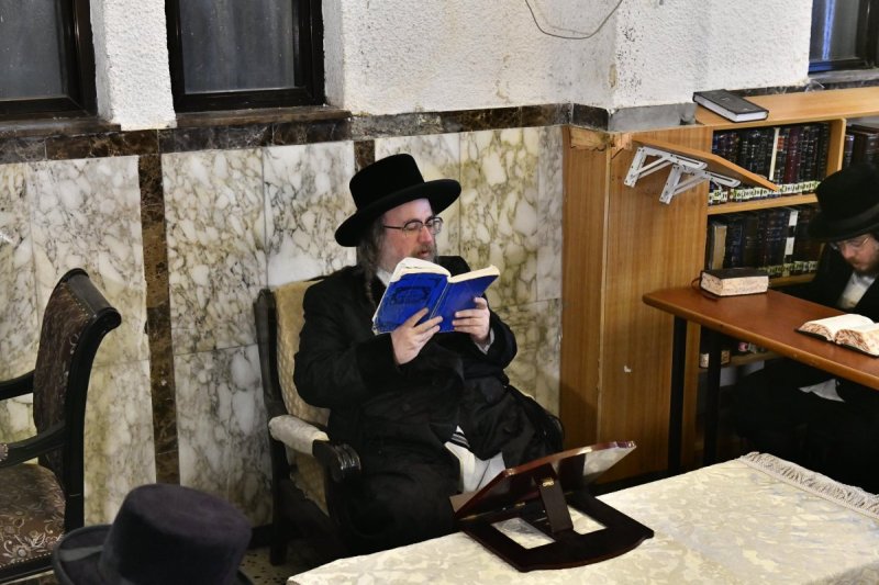 שוקי לרר