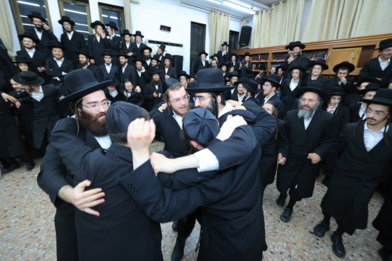 שמואל עמית