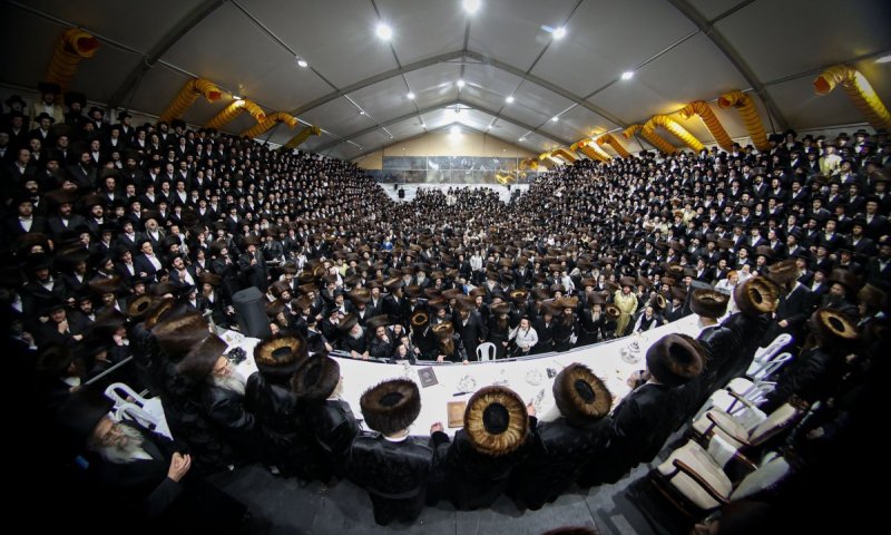 תיעוד עוצמתי: אלפים חגגו את יום ההצלה בחצר סקולען ירושלים