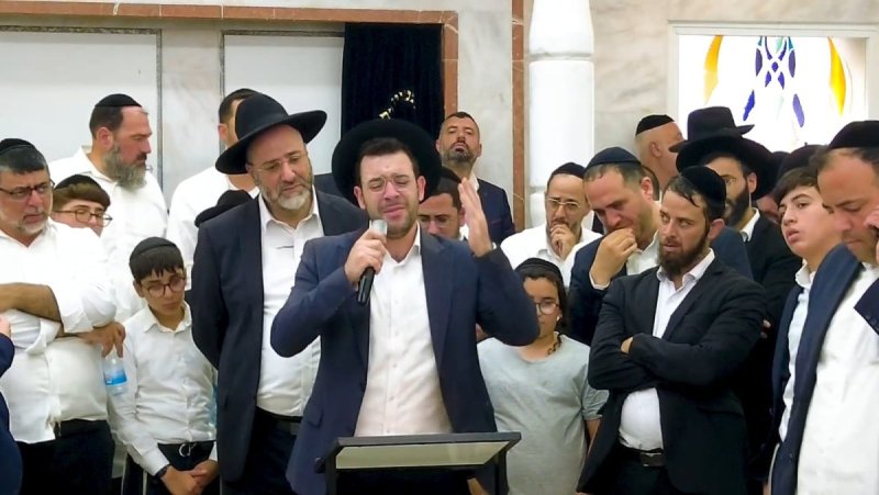 באדיבות המצלם