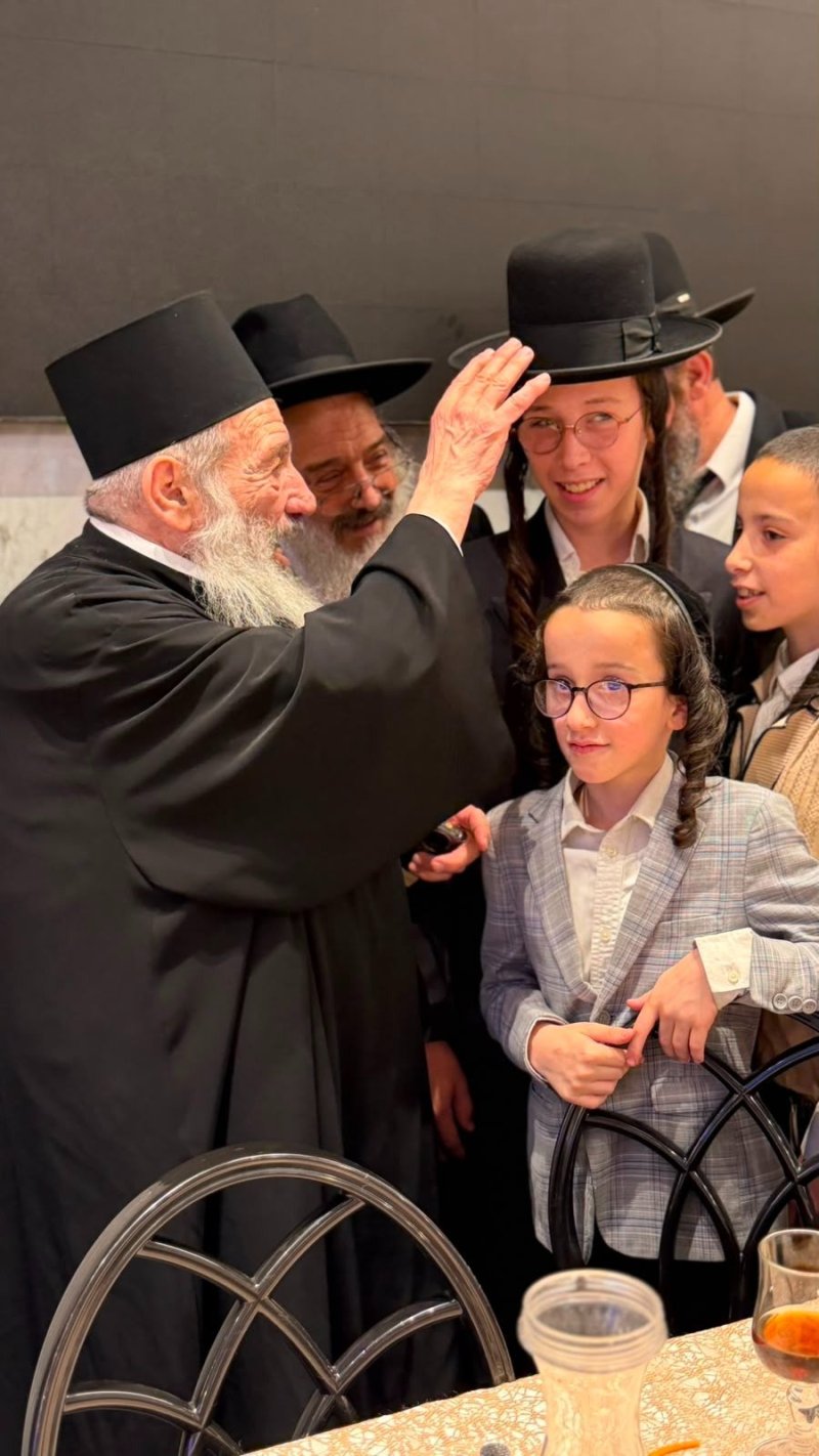באדיבות המצלם