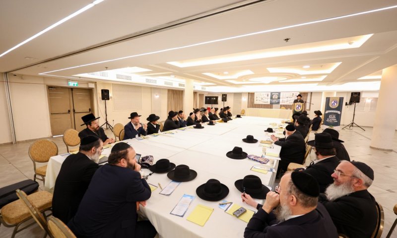 האתגרים בתקופה הרת גורל: מנהלים ביום עיון של איגוד הסמינרים