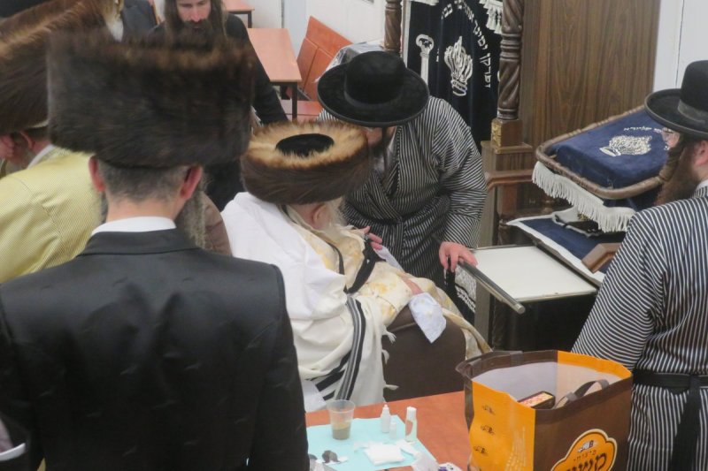 באדיבות המצלם