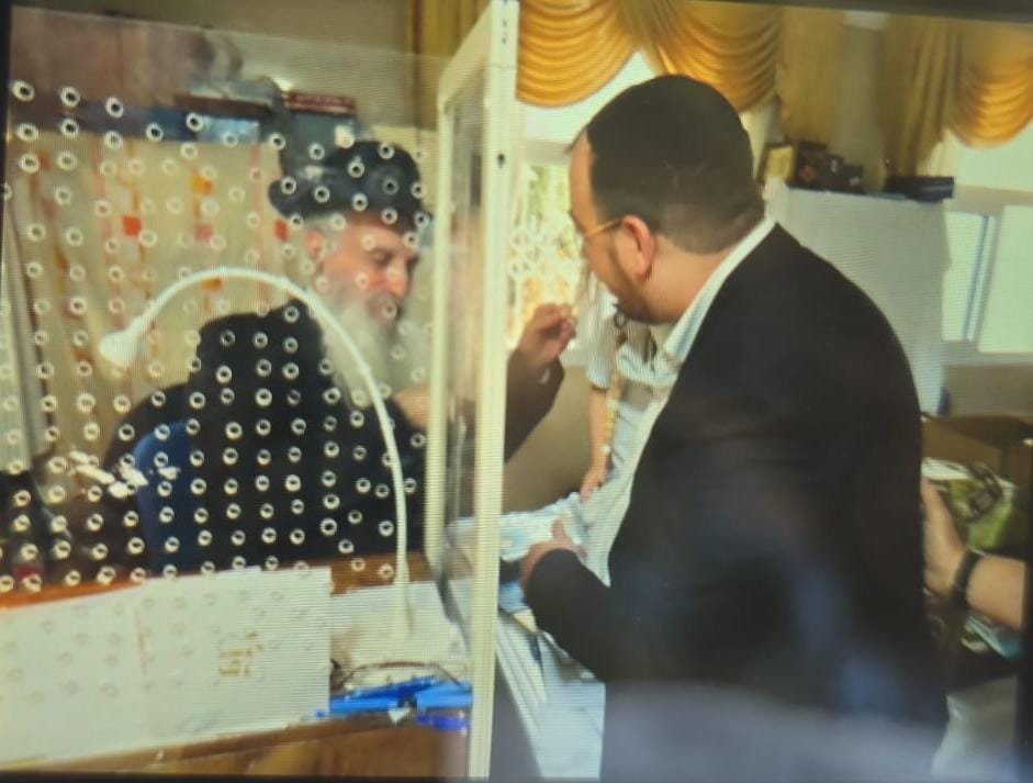 באדיבות המצלם