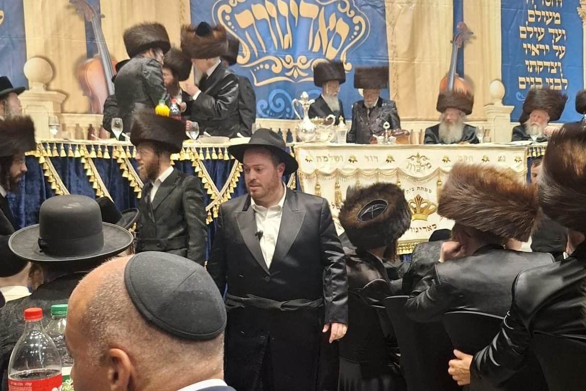 באדיבות המצלם
