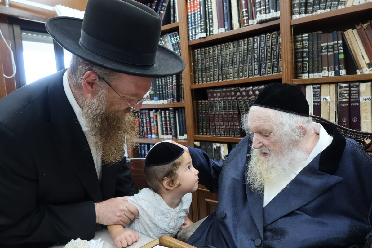 באדיבות המצלם
