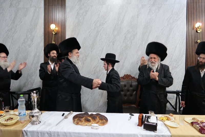 באדיבות המצלם